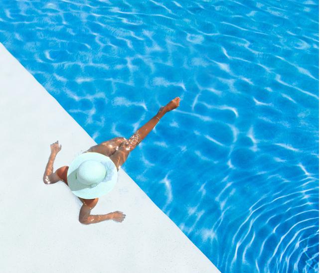 Women with a healthy body, healthy mind and healthy cells thanks to eCell anti-Aging Technologies